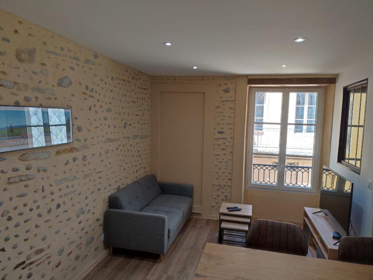 Studio De Charme En Pierres - Hyper Centre Appartement Pau Buitenkant foto